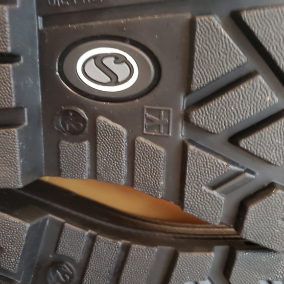 Brand new Men's Sven 2.0 6" steel toe leather work boots- 620, men's size 42 eee - Picture 7 of 9